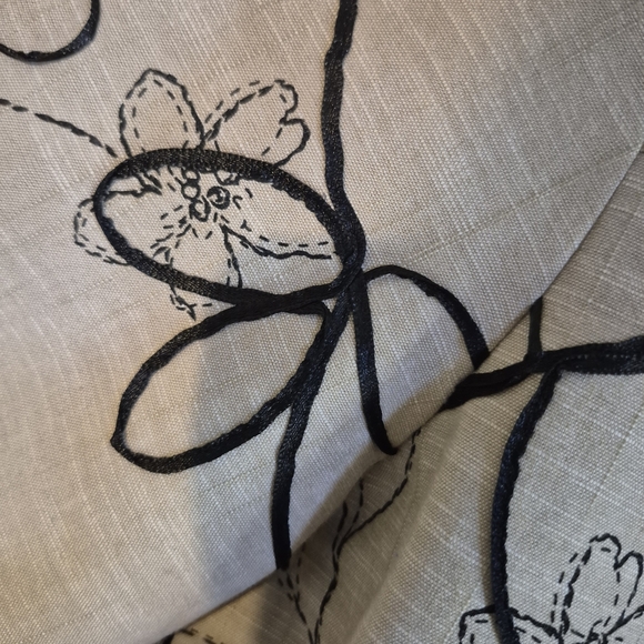 Alfred Dunner Black and Cream Floral Jacket - Picture 3 of 4